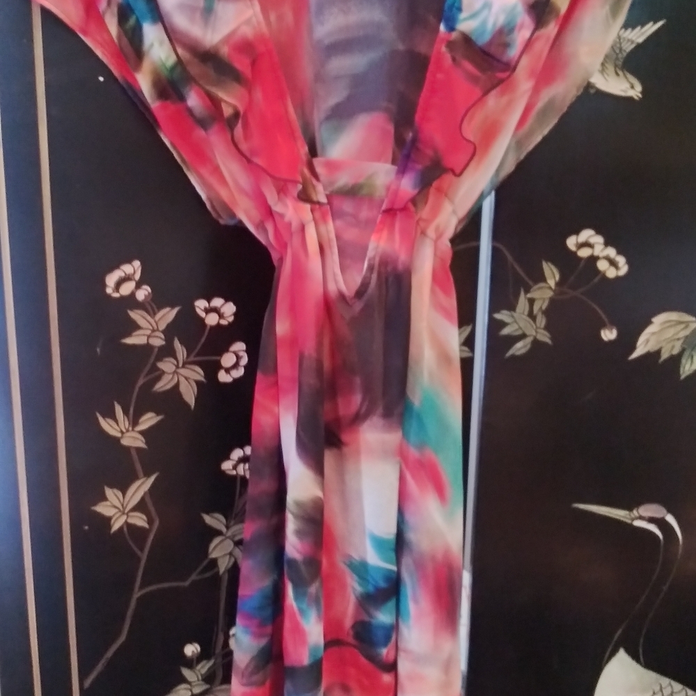Becca Cover-up M L. New